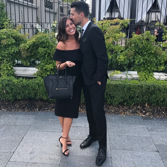 Meet your Posher, Andrea - Picture 1 of 1